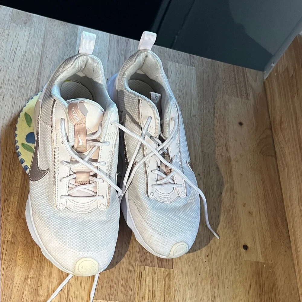 Nike Women’s Air Max Light Beige/Blush Athletic Sneakers